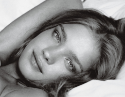 natalia vodianova etam lingerie 257x200 www sensdessusdessous com, le site qui unit Natalia Vodianova et la lingerie ETAM