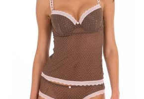 Amande noisette Dessous Chéri : lingerie pas chère pour lété 2010