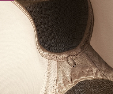 empreinte detail 1 Nouvelles parures par Empreinte Lingerie